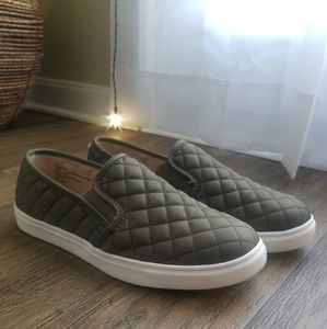 Hunter green slip ons